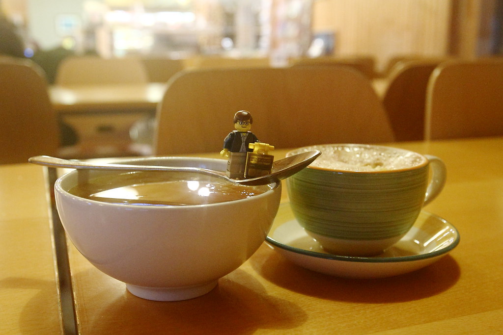 Serengeti Safari Packages with Luxury Accommodations