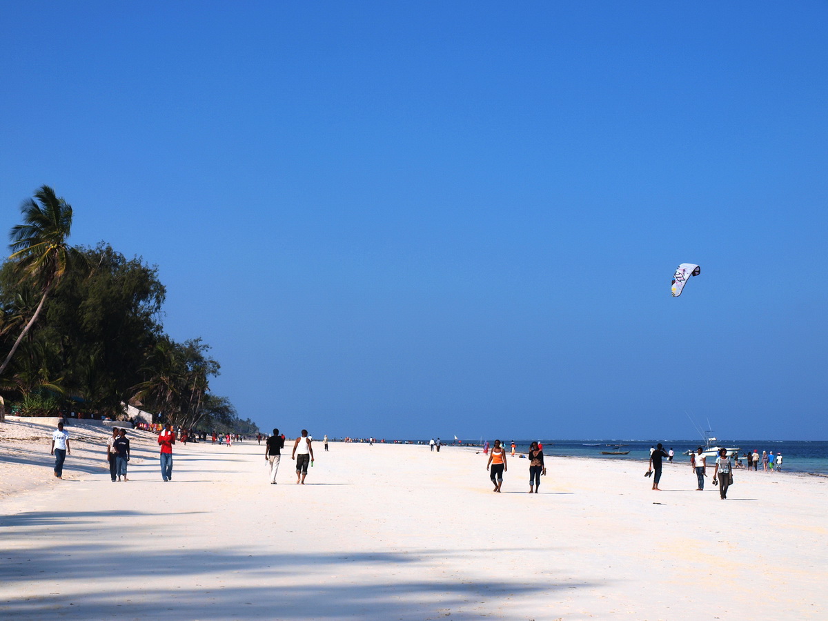 9-Day Kenya Conservancies and Coast Package